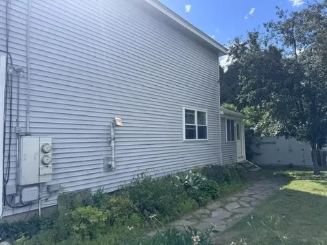15R Norman Drive Derry NH 03038