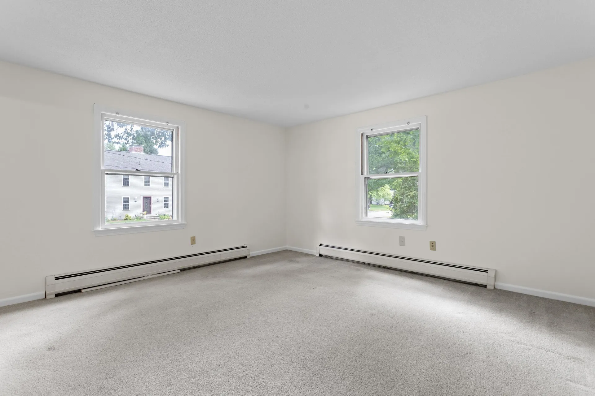 10 Colonial Circle Hampton NH 03842