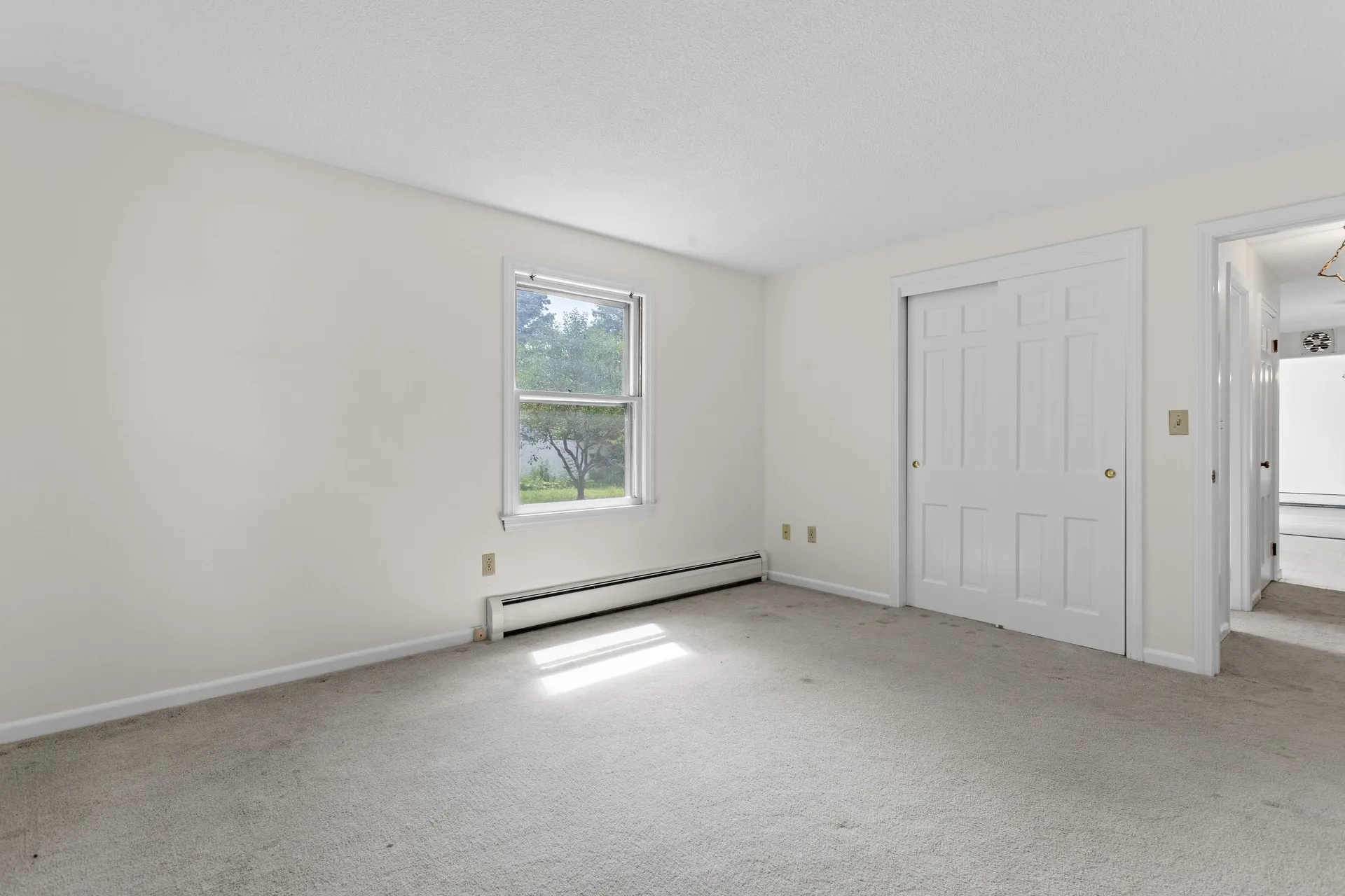 10 Colonial Circle Hampton NH 03842