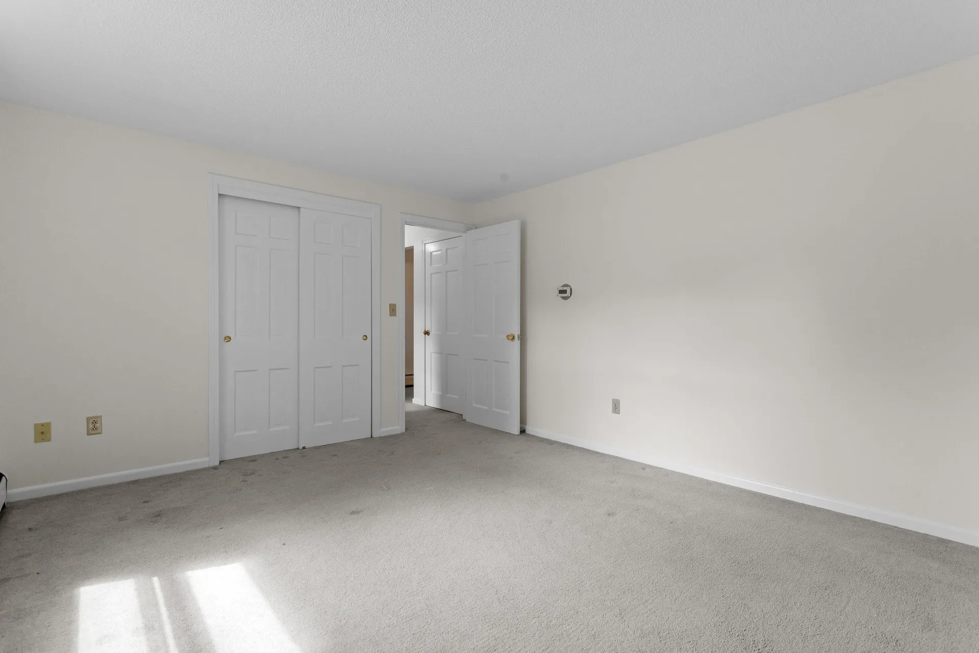 10 Colonial Circle Hampton NH 03842