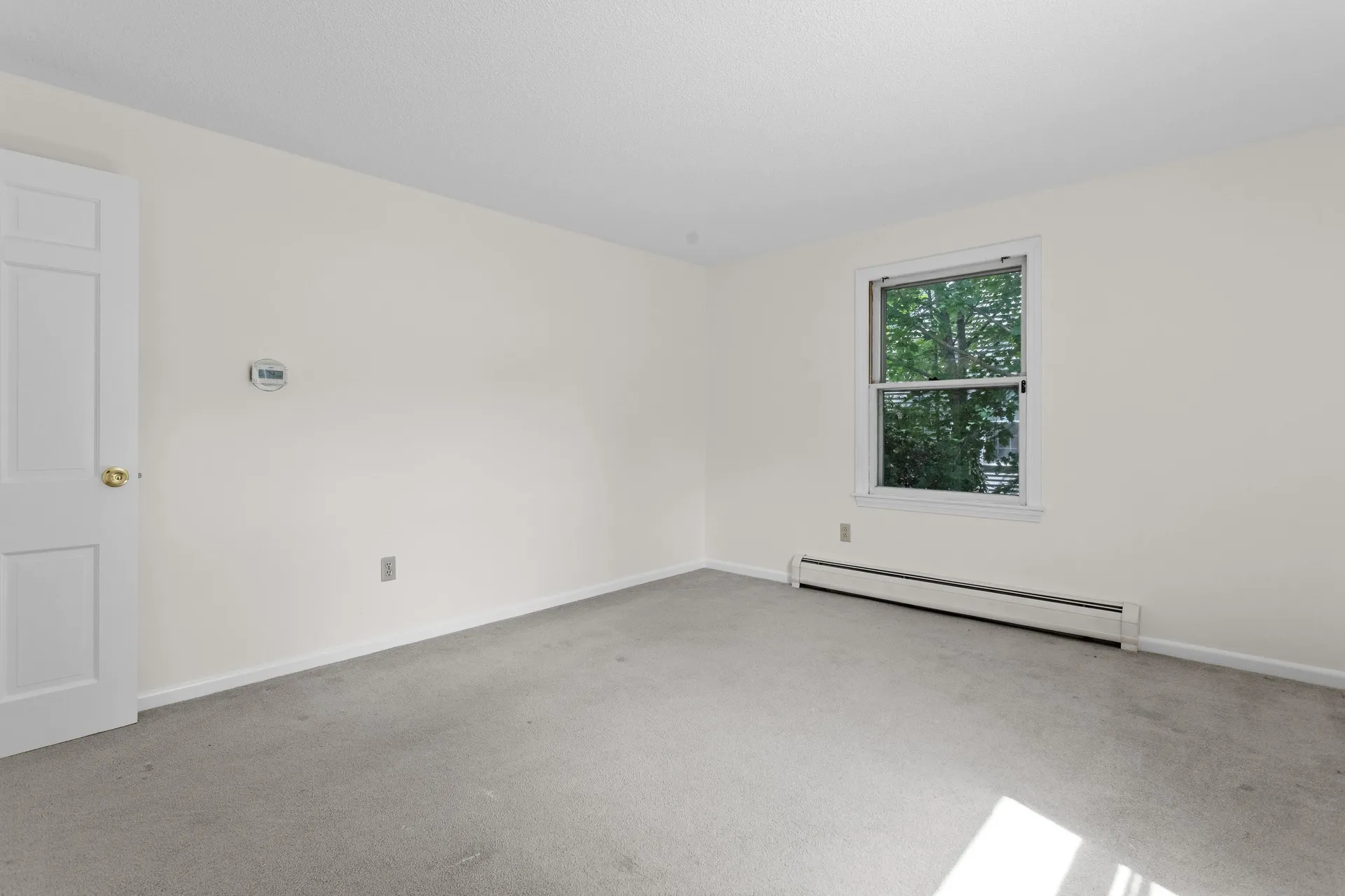 10 Colonial Circle Hampton NH 03842