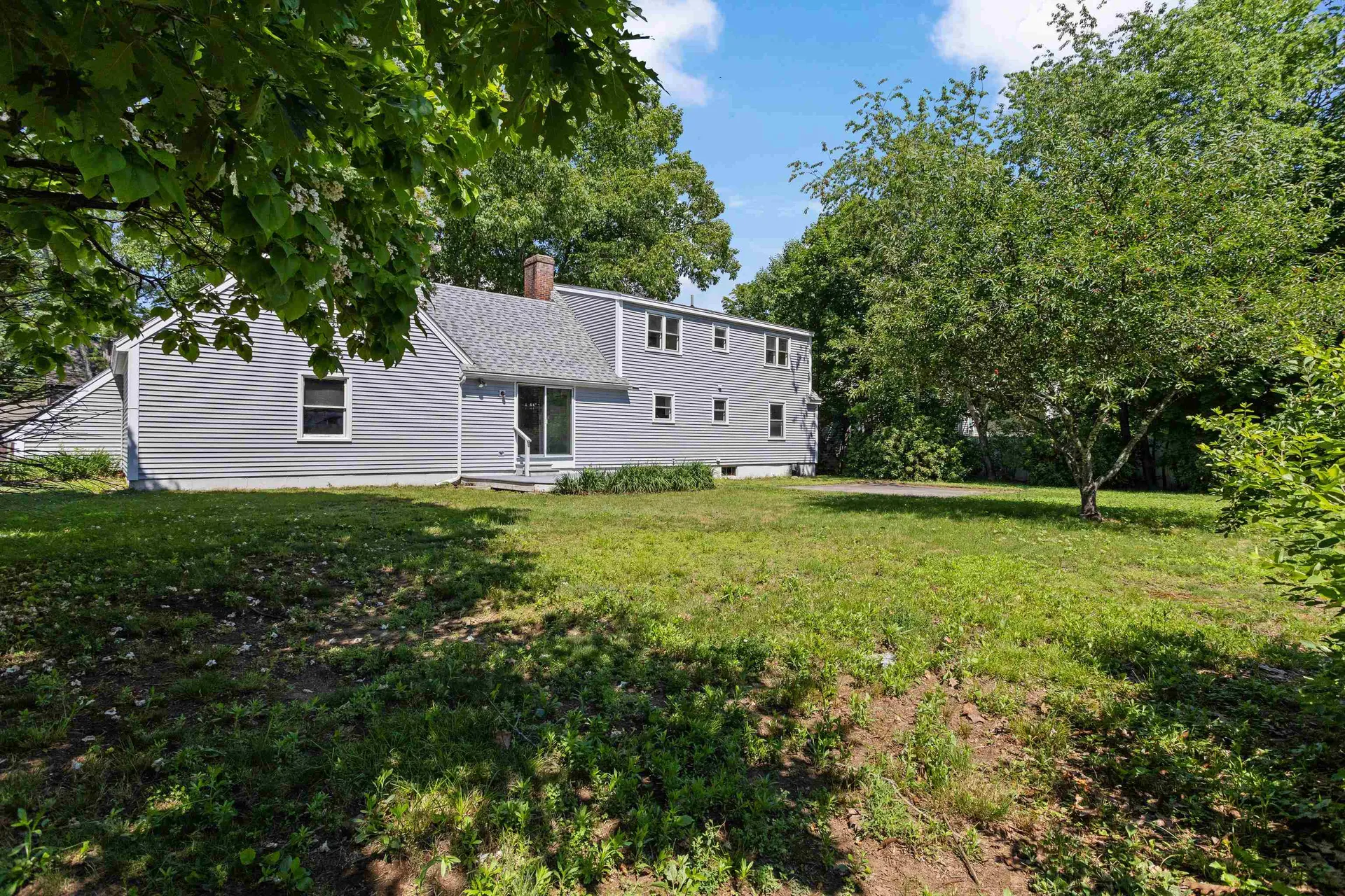10 Colonial Circle Hampton NH 03842