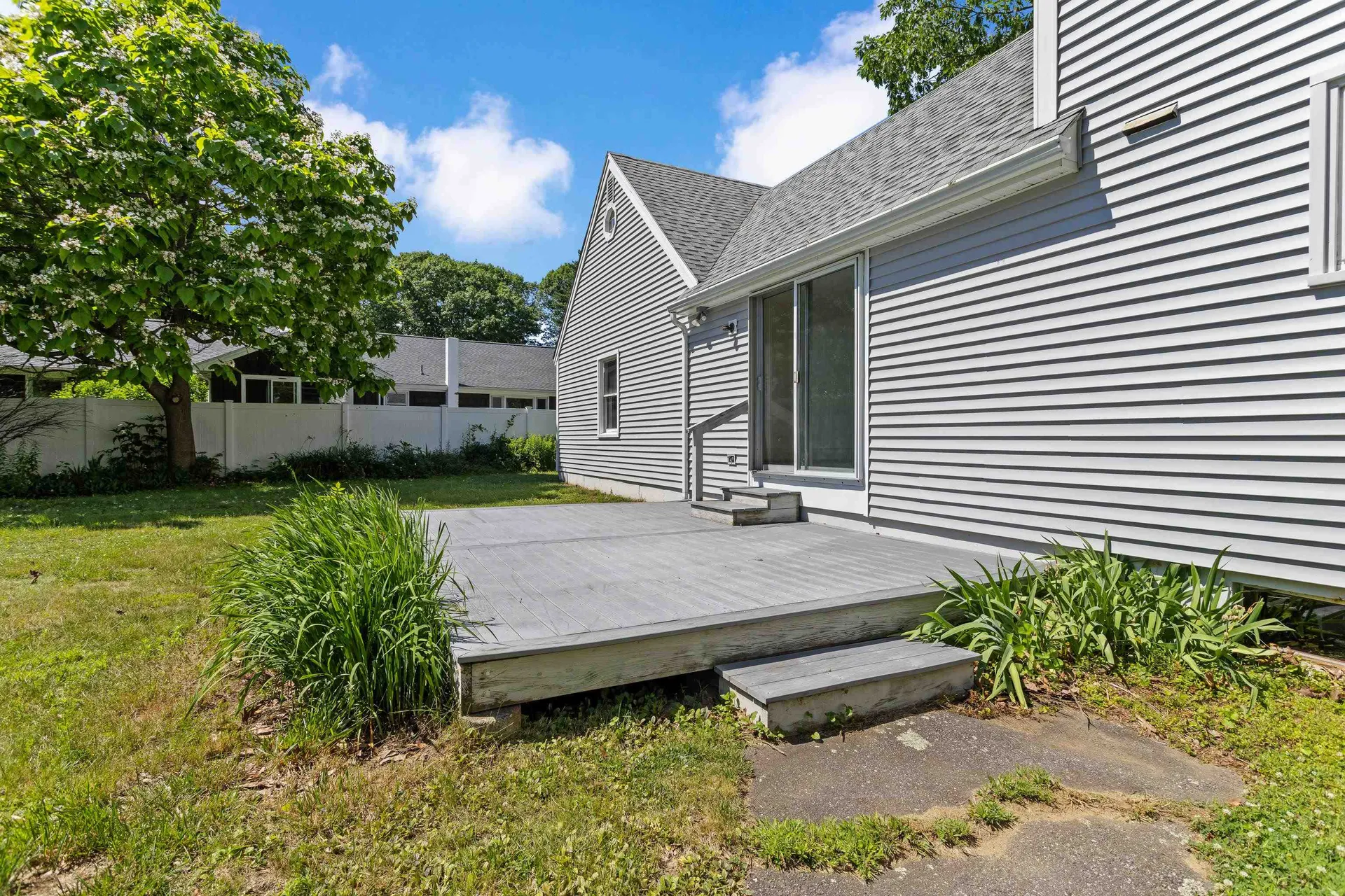 10 Colonial Circle Hampton NH 03842
