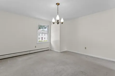 10 Colonial Circle Hampton NH 03842