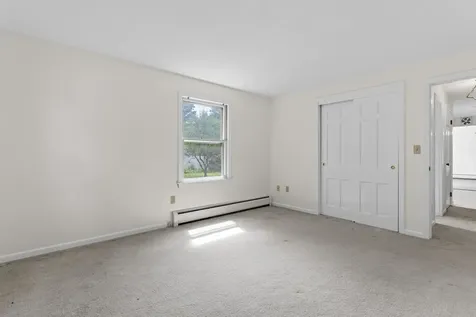 10 Colonial Circle Hampton NH 03842