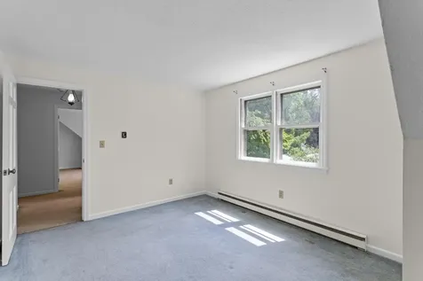 10 Colonial Circle Hampton NH 03842