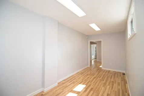 3 Empire Boulevard Hollis NH 03049-6540