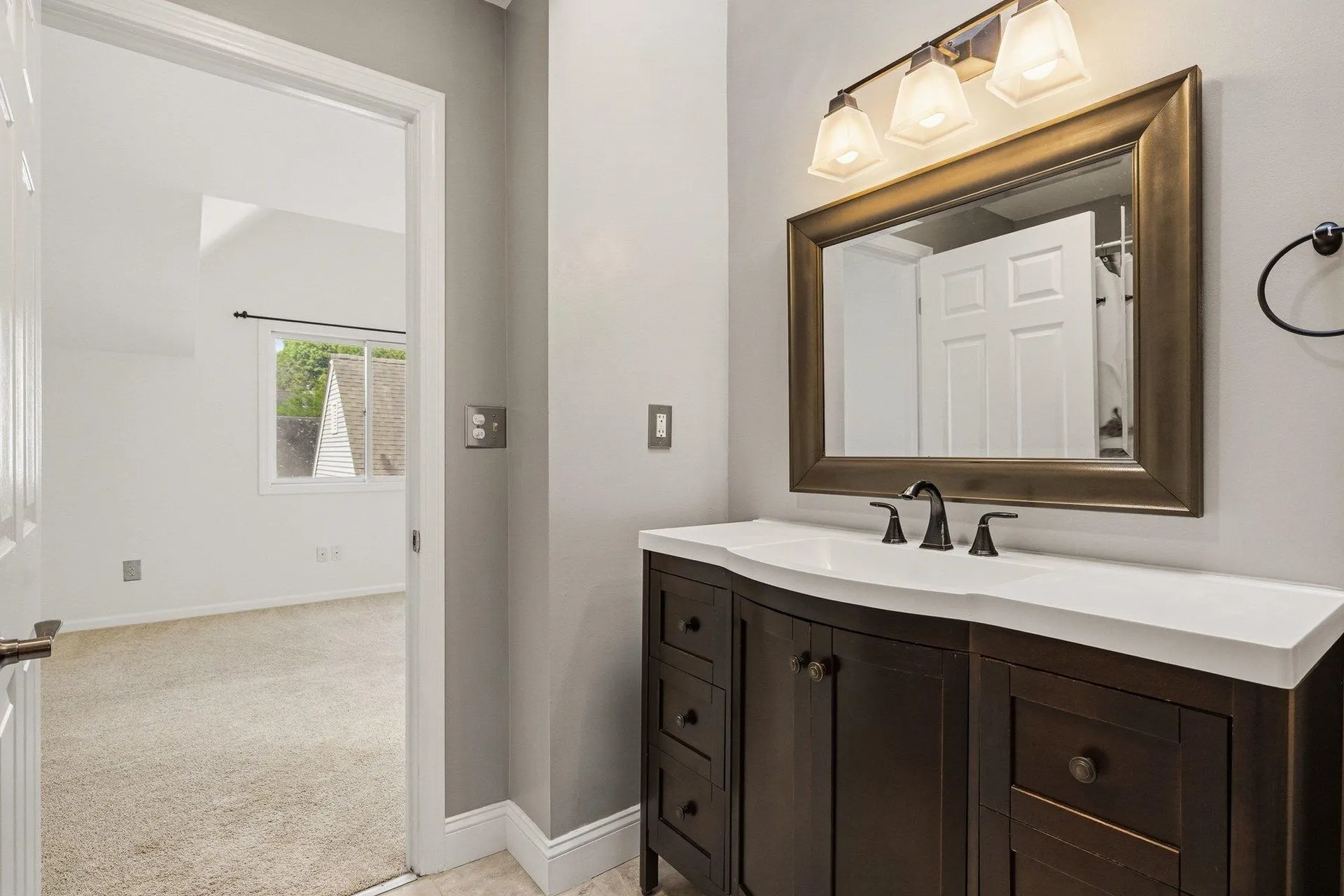 75 Spinnaker Way Portsmouth NH 03801