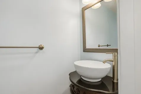 75 Spinnaker Way Portsmouth NH 03801