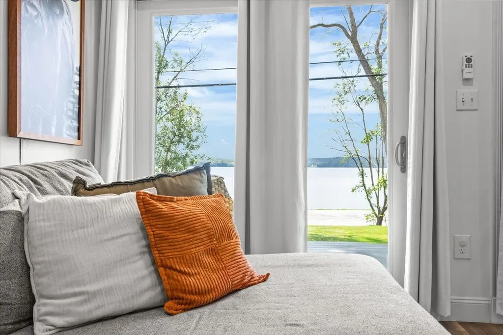 1046 Hathaway Point Road St. Albans Town VT 05478