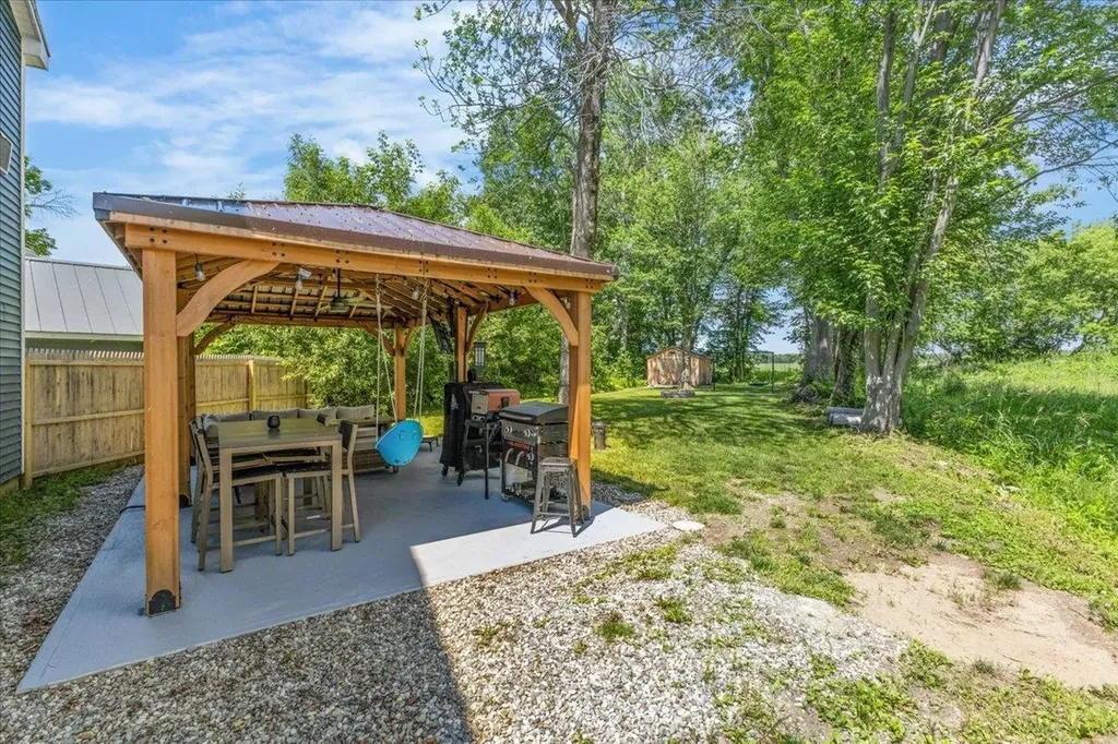 1046 Hathaway Point Road St. Albans Town VT 05478