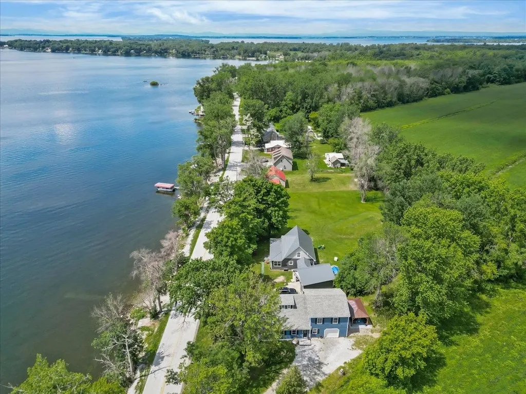 1046 Hathaway Point Road St. Albans Town VT 05478
