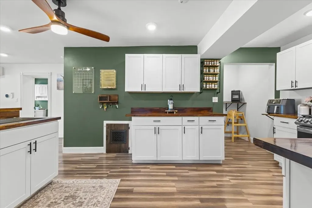 1046 Hathaway Point Road St. Albans Town VT 05478