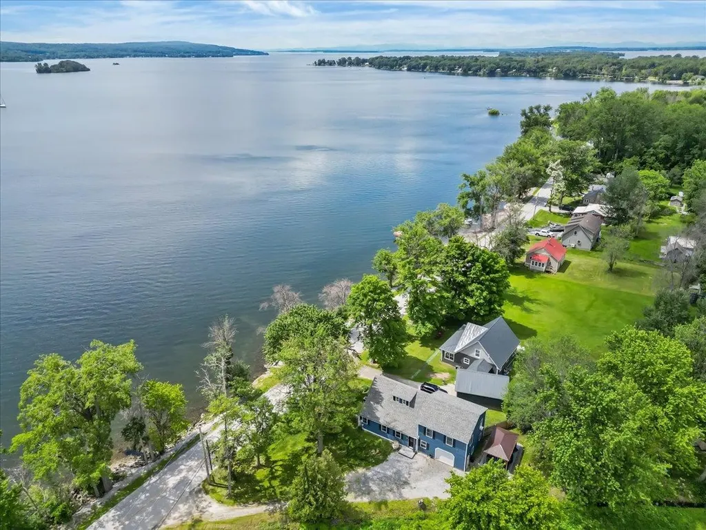 1046 Hathaway Point Road St. Albans Town VT 05478