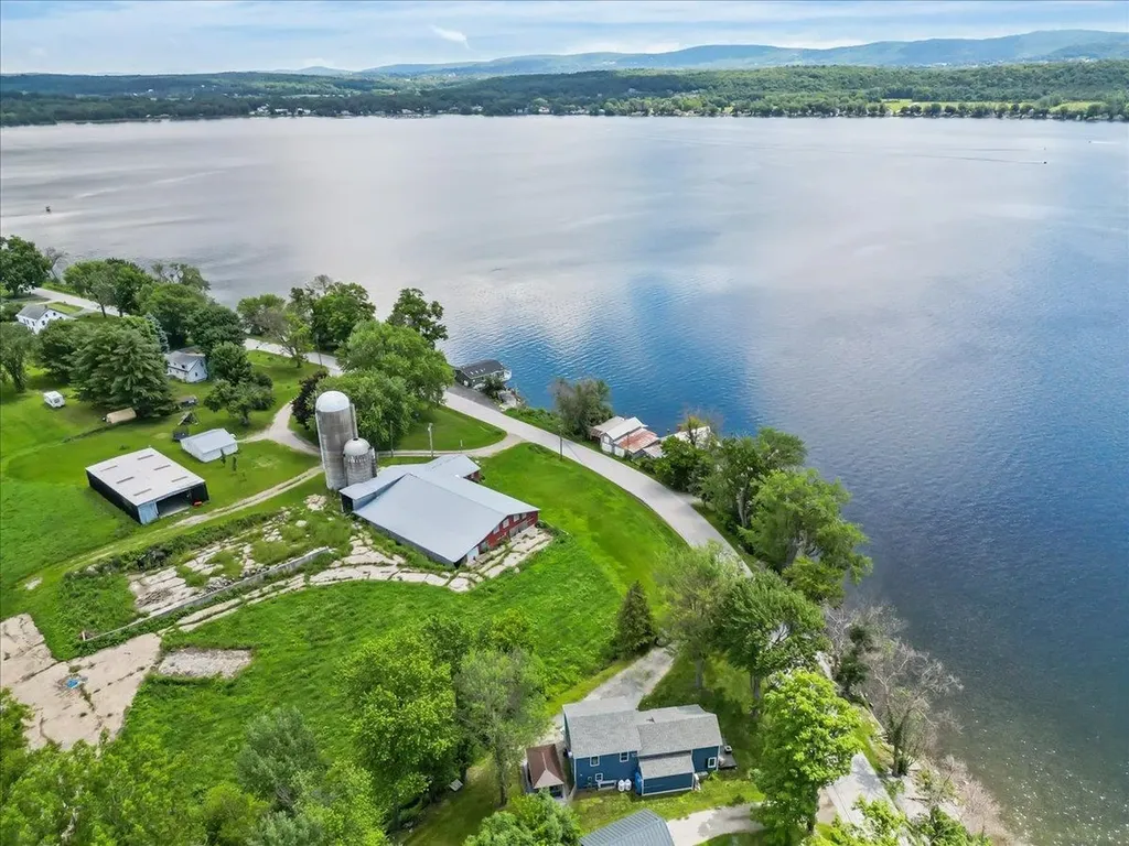 1046 Hathaway Point Road St. Albans Town VT 05478