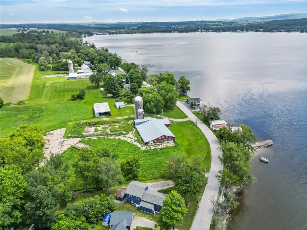 1046 Hathaway Point Road St. Albans Town VT 05478