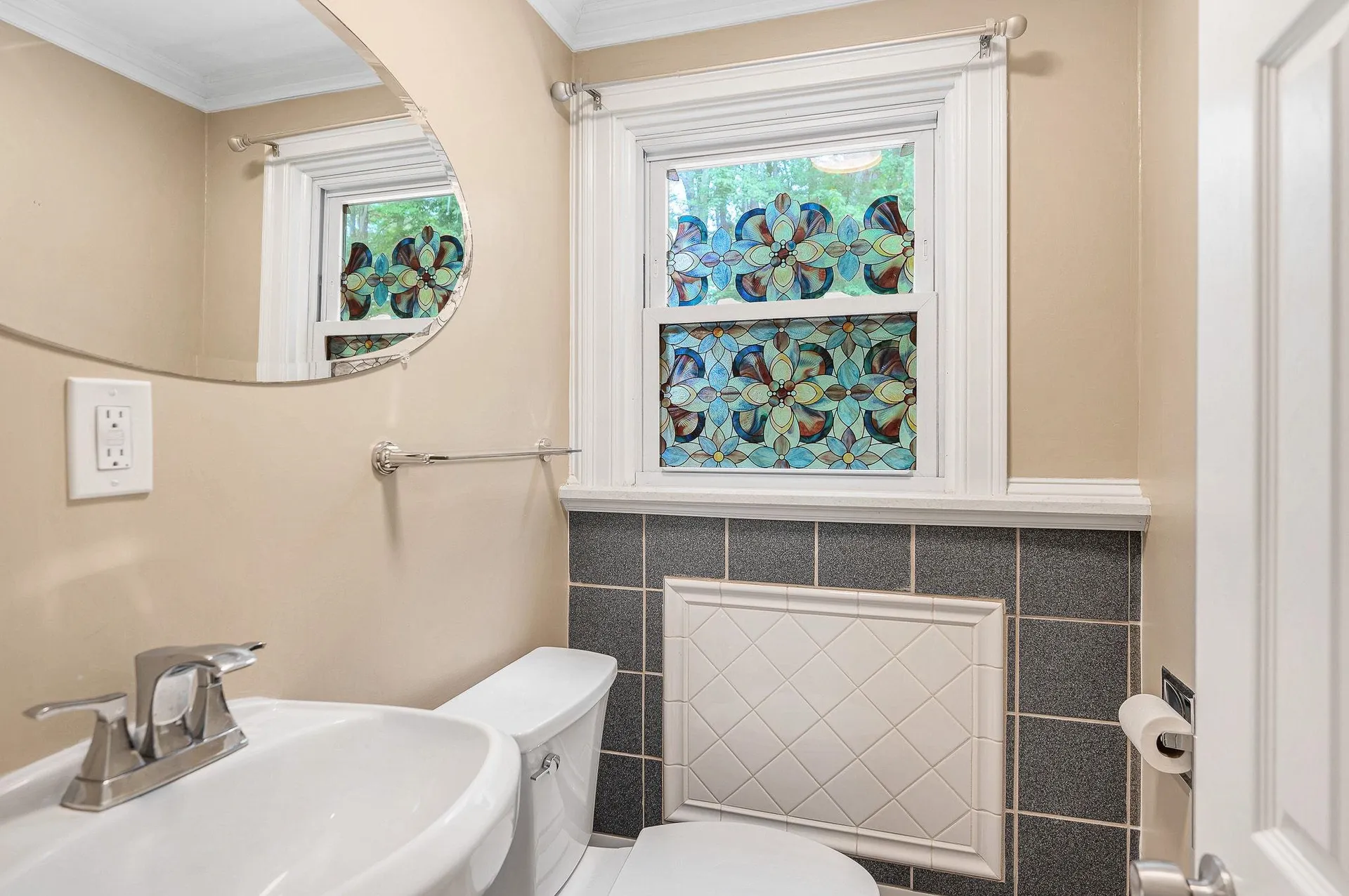 94 Granite Street Londonderry NH 03053