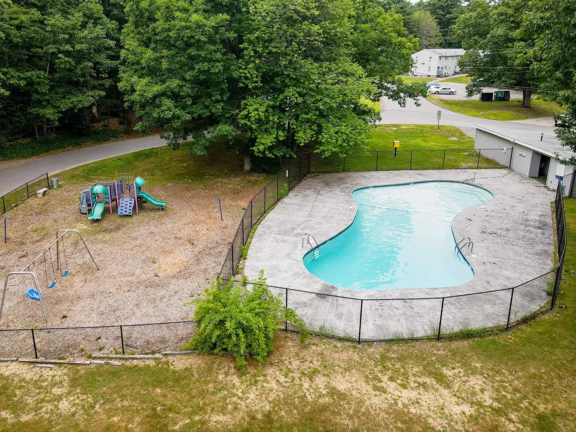 94 Granite Street Londonderry NH 03053
