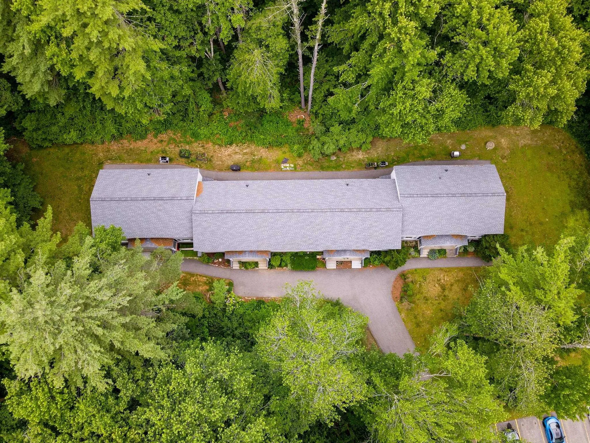 94 Granite Street Londonderry NH 03053