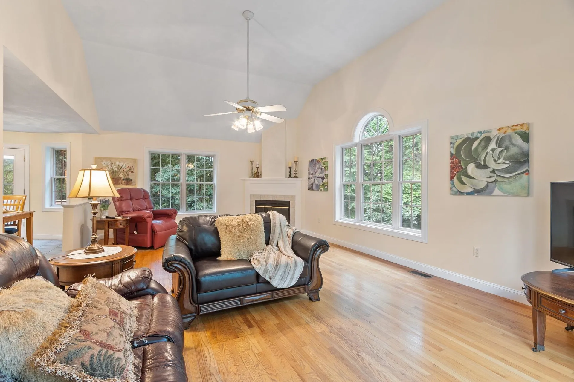 79 Wyndridge Circle Pelham NH 03076