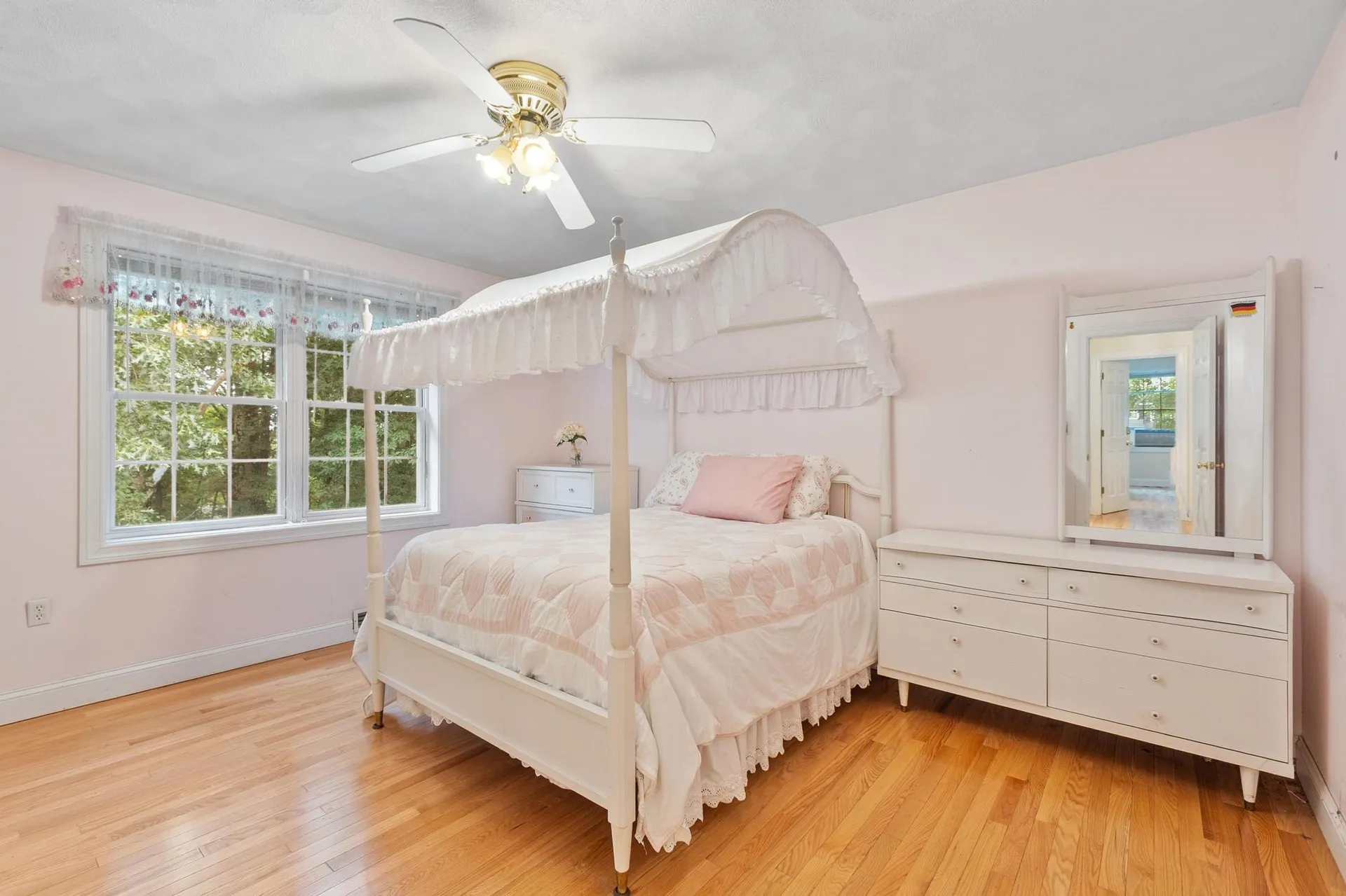 79 Wyndridge Circle Pelham NH 03076