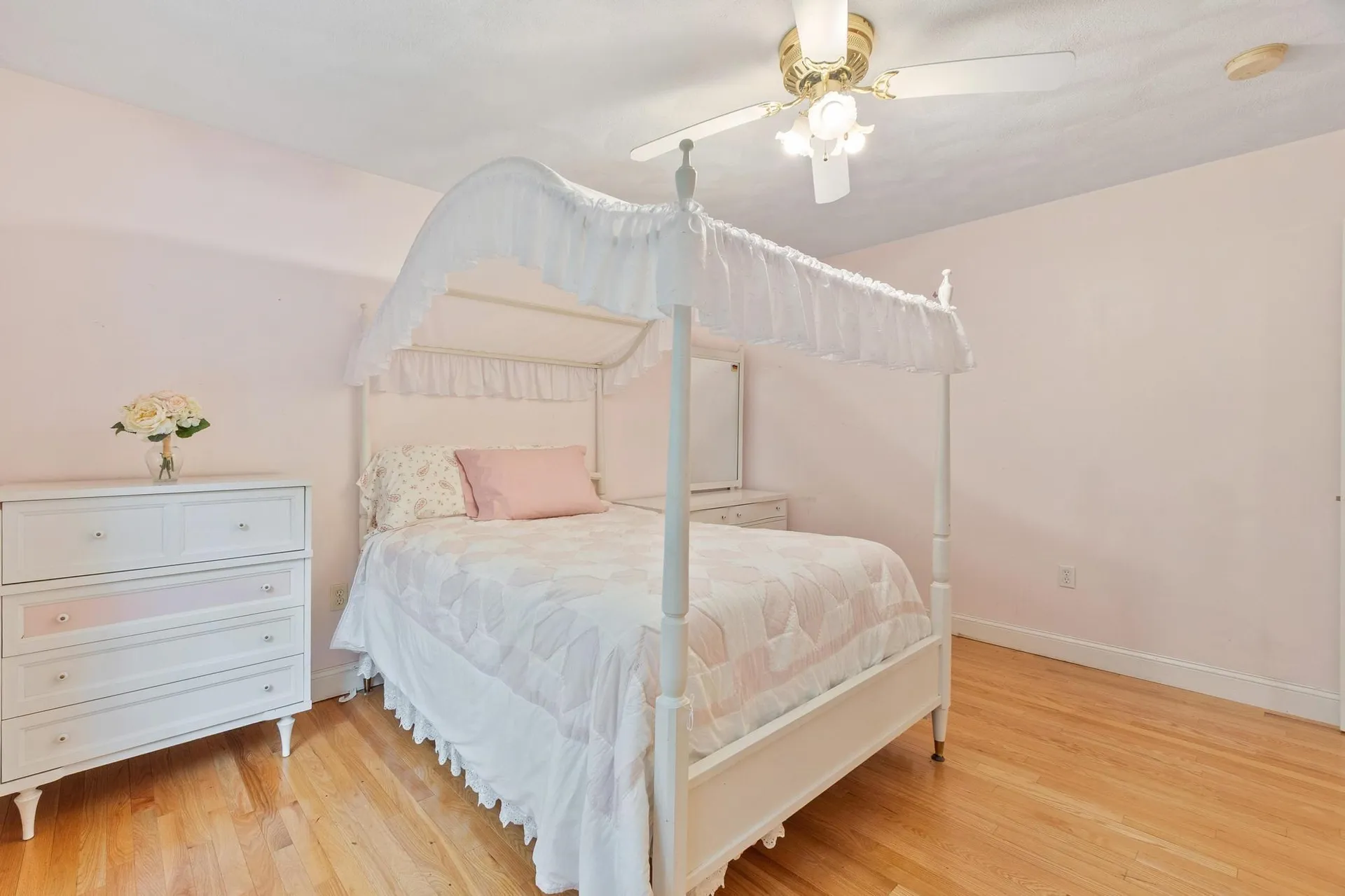 79 Wyndridge Circle Pelham NH 03076