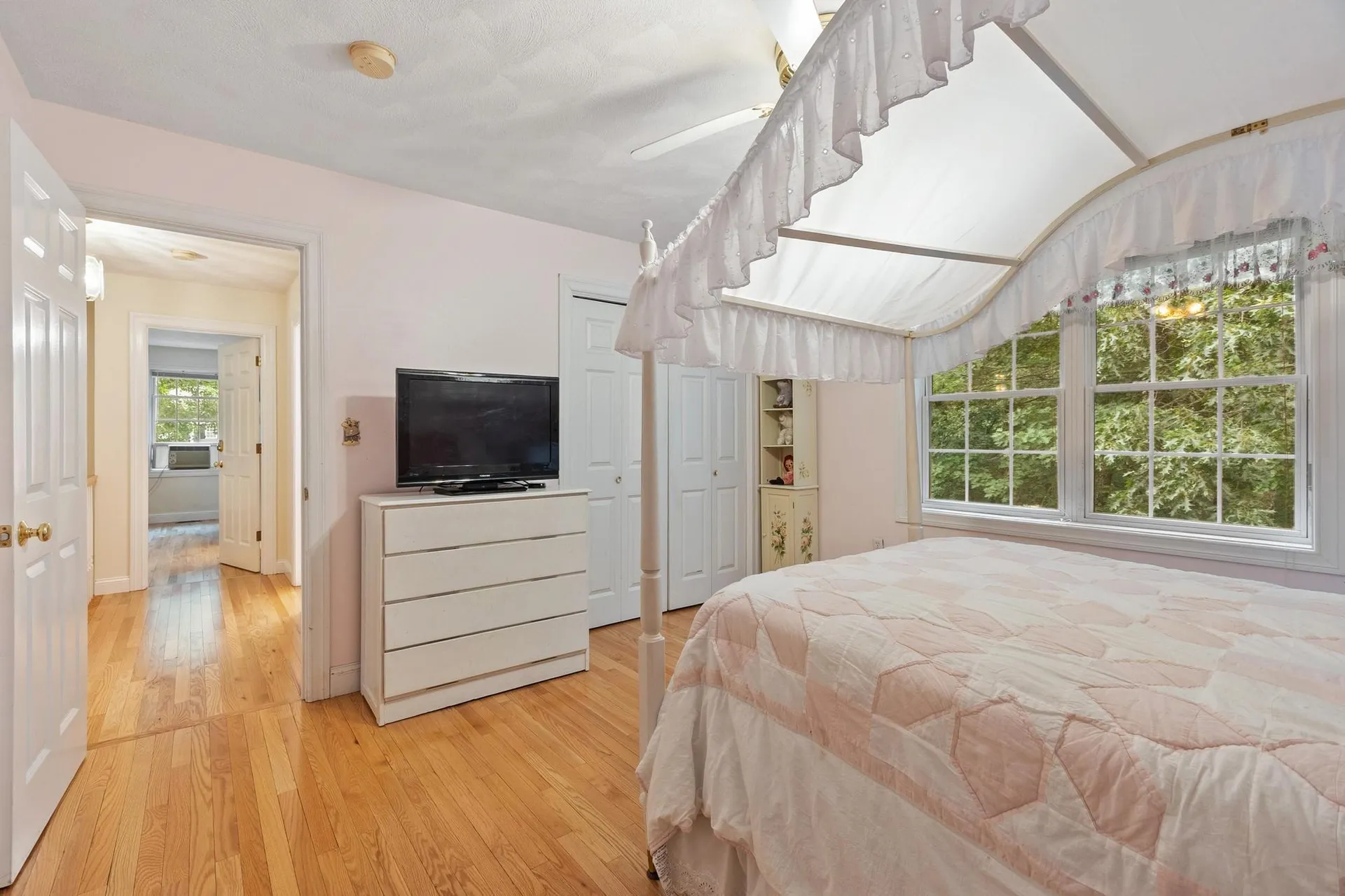 79 Wyndridge Circle Pelham NH 03076