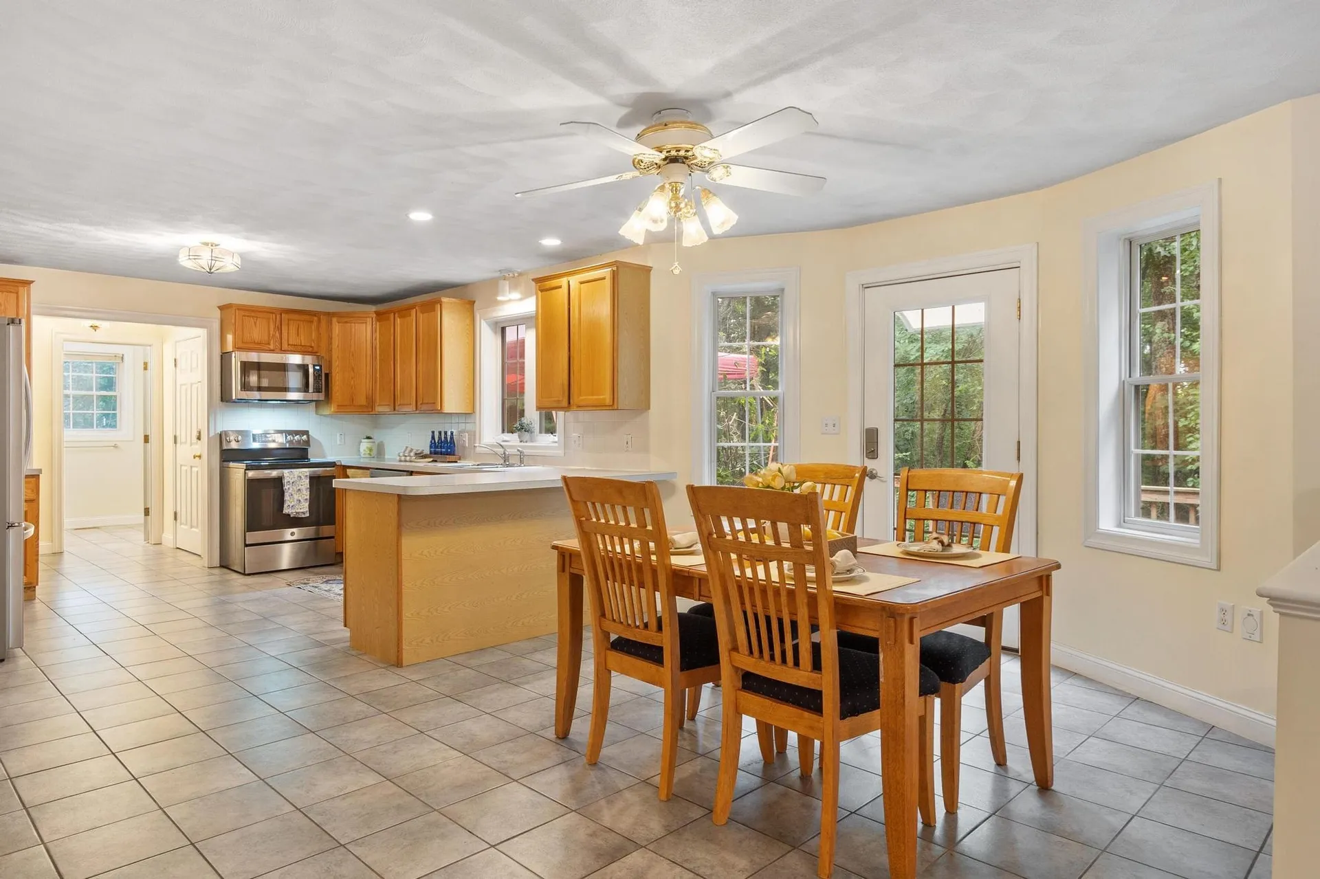 79 Wyndridge Circle Pelham NH 03076