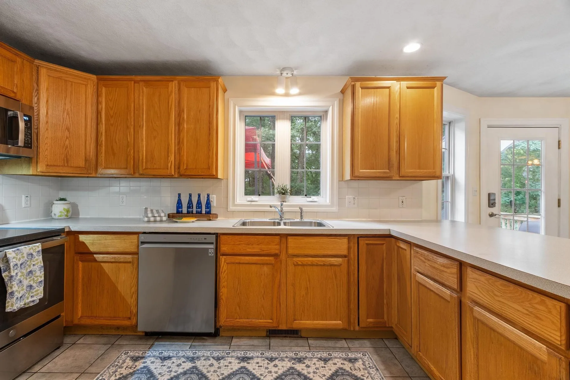 79 Wyndridge Circle Pelham NH 03076