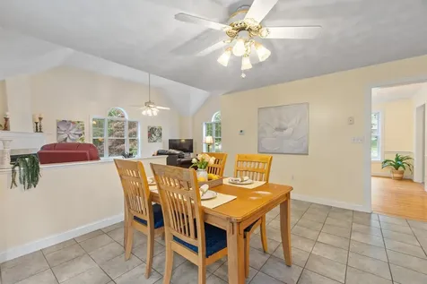 79 Wyndridge Circle Pelham NH 03076
