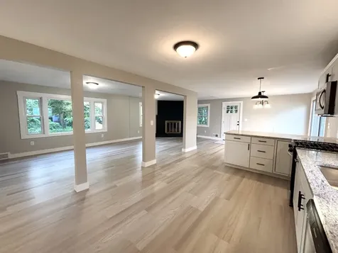 8 Cote Avenue Nashua NH 03060