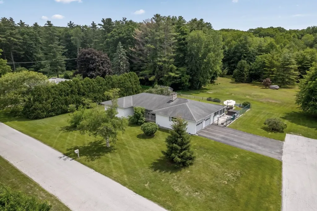 125 Maplewood Drive Rutland Town VT 05736