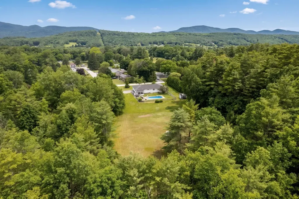 125 Maplewood Drive Rutland Town VT 05736