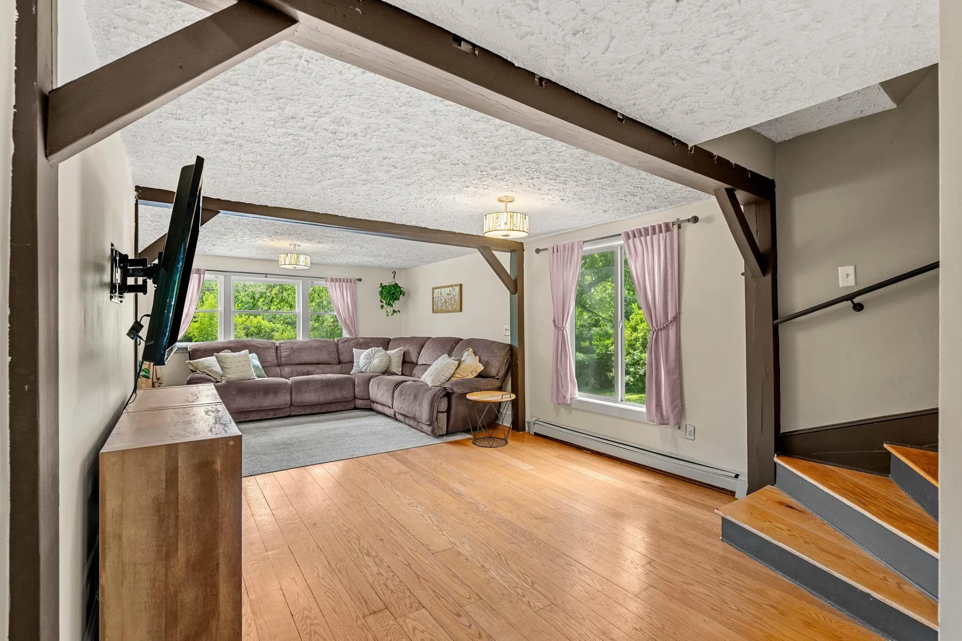 84 North Water Street Boscawen NH 03303