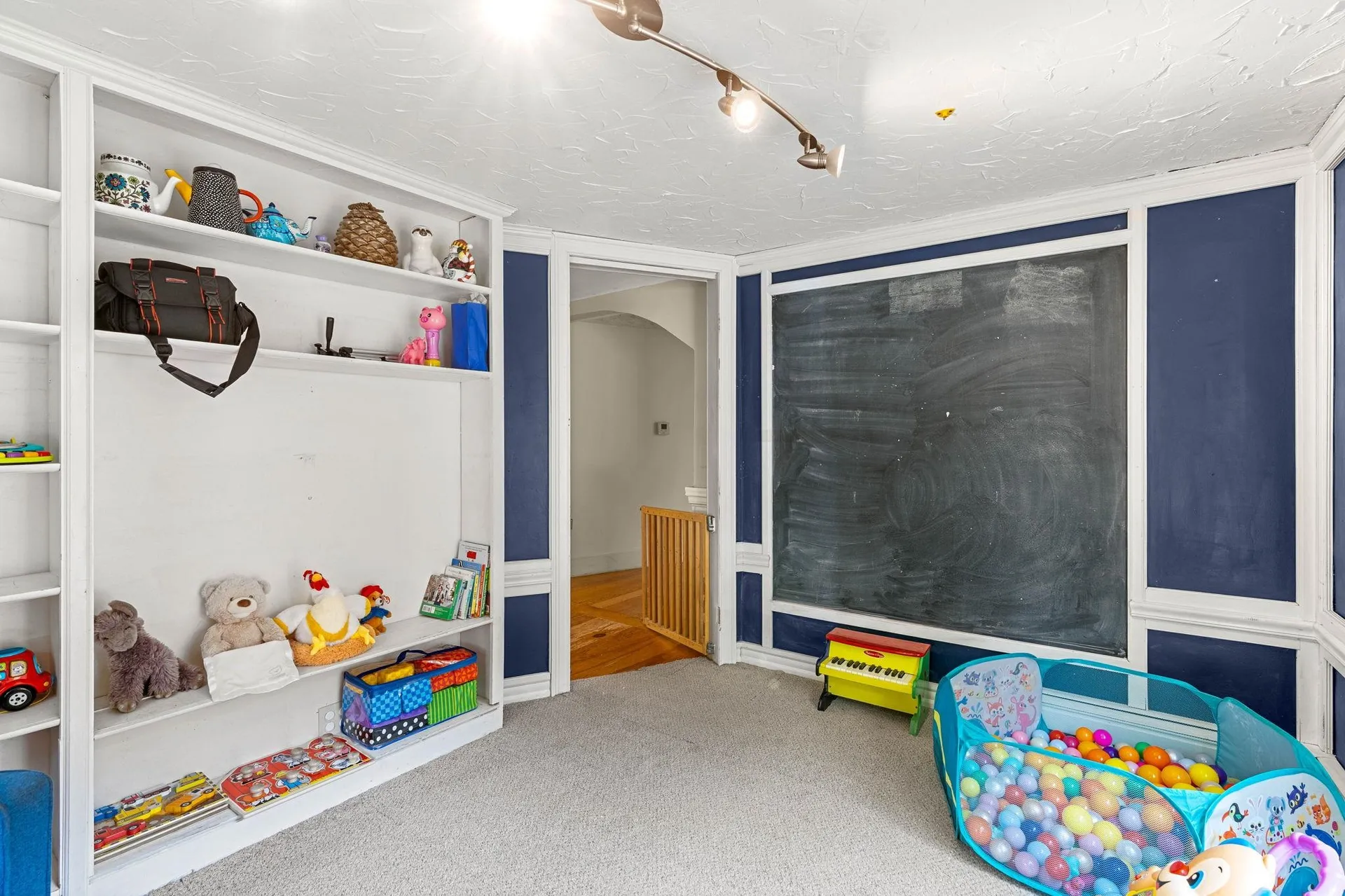 84 North Water Street Boscawen NH 03303