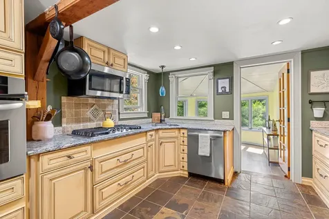 84 North Water Street Boscawen NH 03303