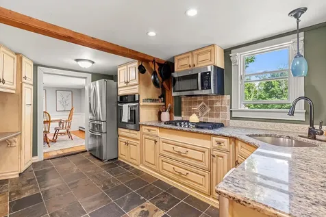 84 North Water Street Boscawen NH 03303