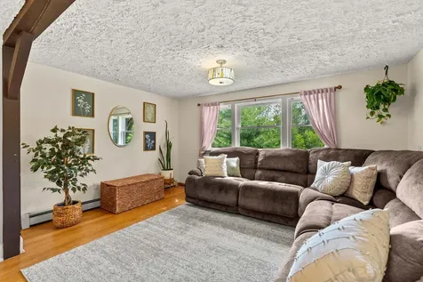 84 North Water Street Boscawen NH 03303