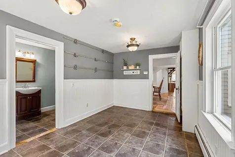 84 North Water Street Boscawen NH 03303