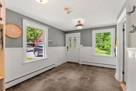 84 North Water Street Boscawen NH 03303