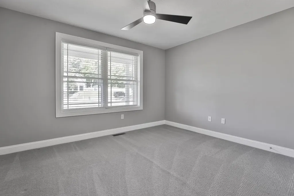 18 John King Drive Goffstown NH 03045
