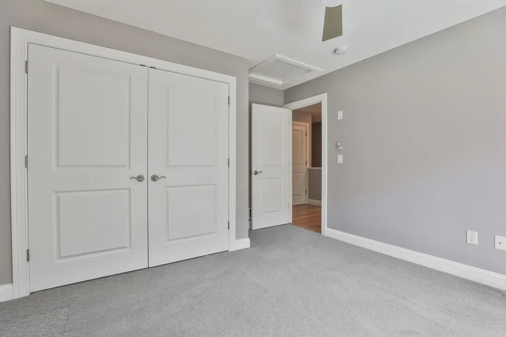 18 John King Drive Goffstown NH 03045