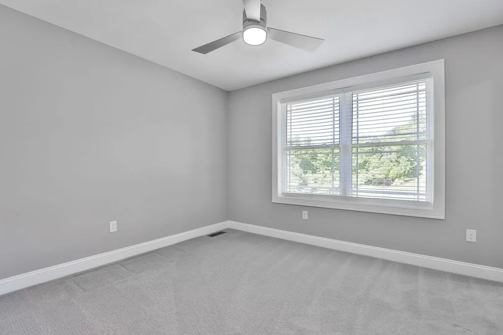 18 John King Drive Goffstown NH 03045