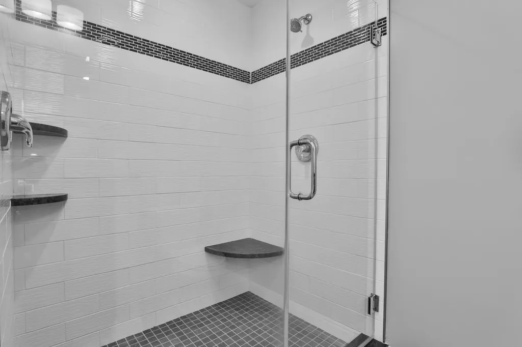 18 John King Drive Goffstown NH 03045