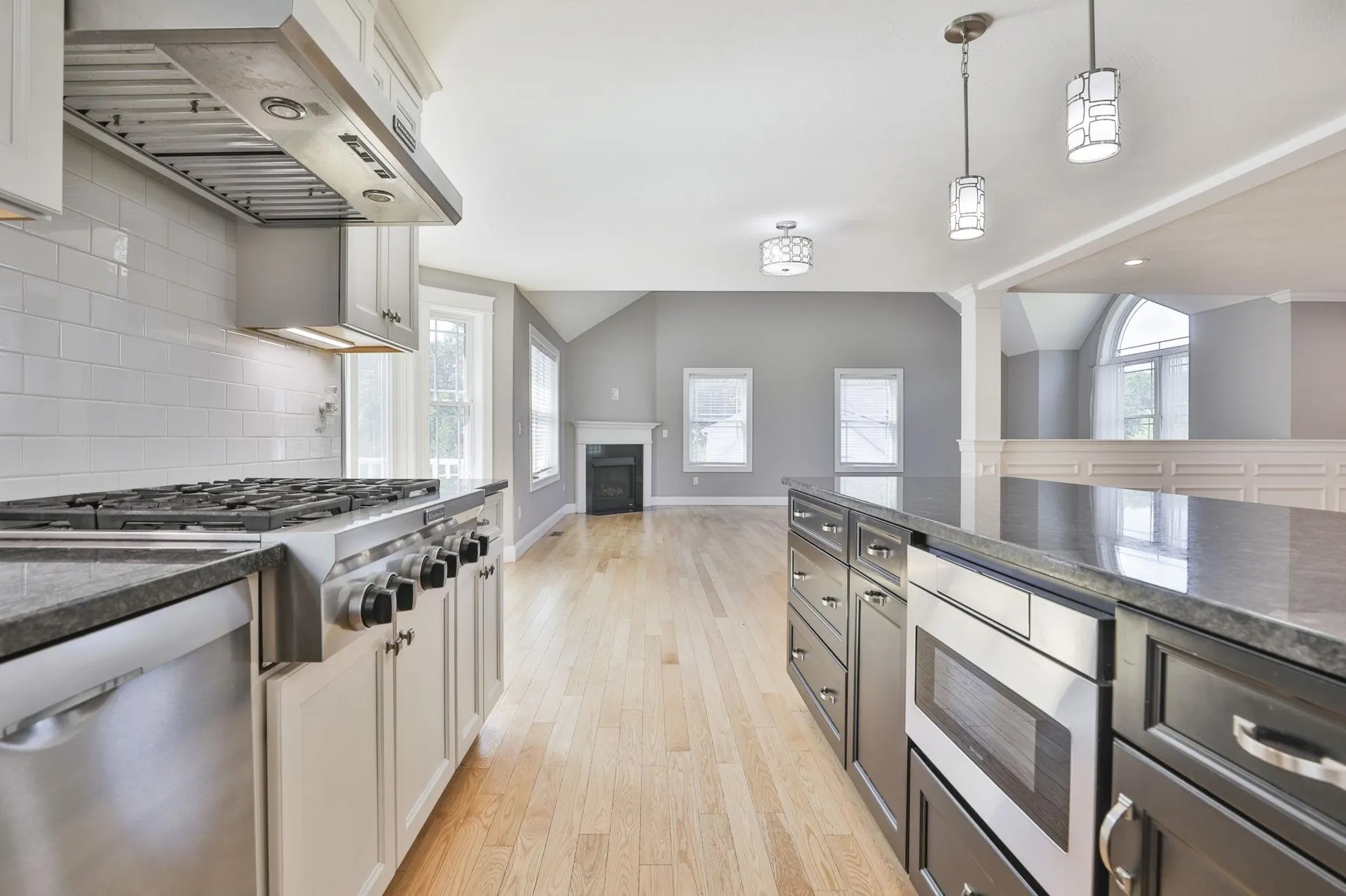 18 John King Drive Goffstown NH 03045