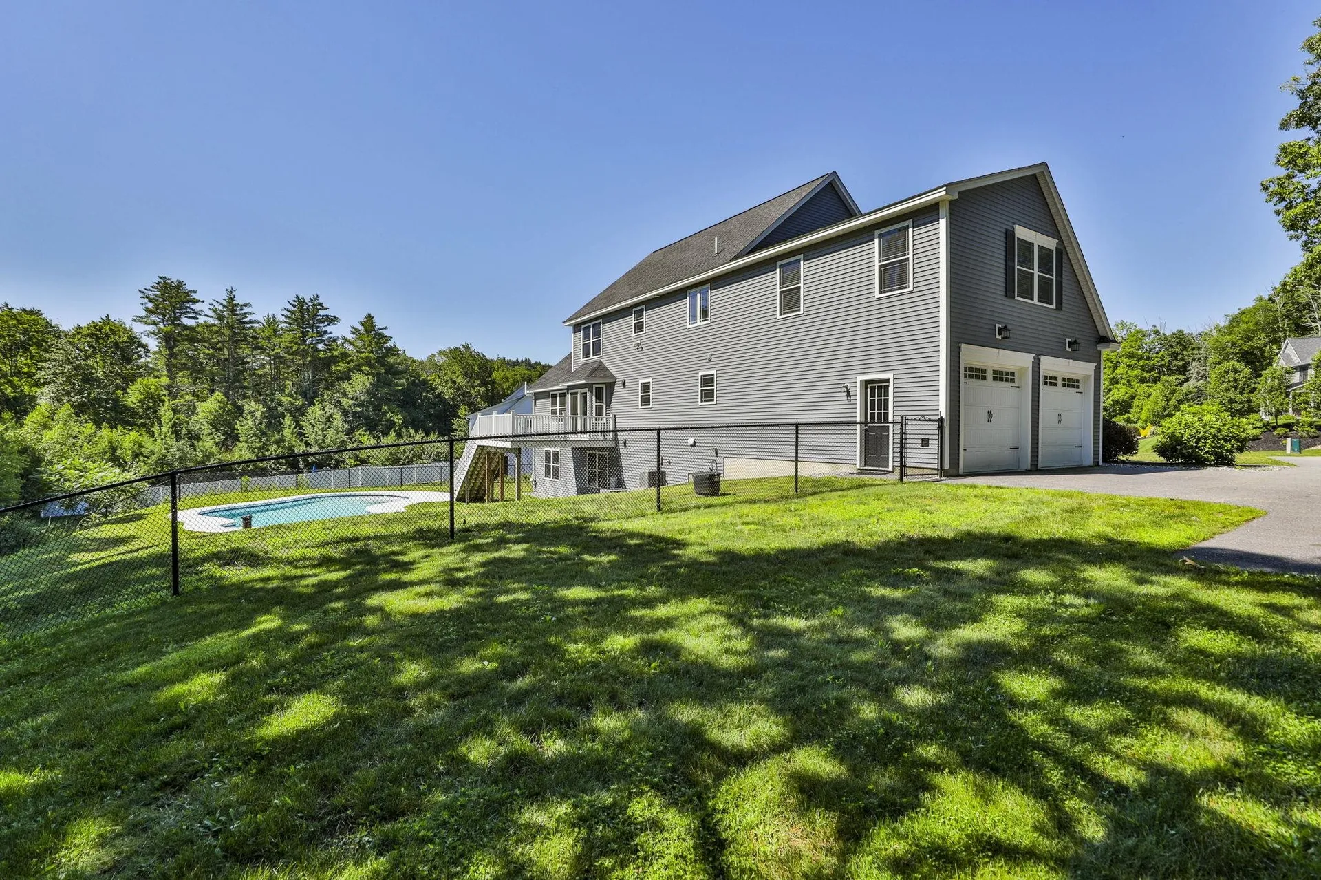 18 John King Drive Goffstown NH 03045