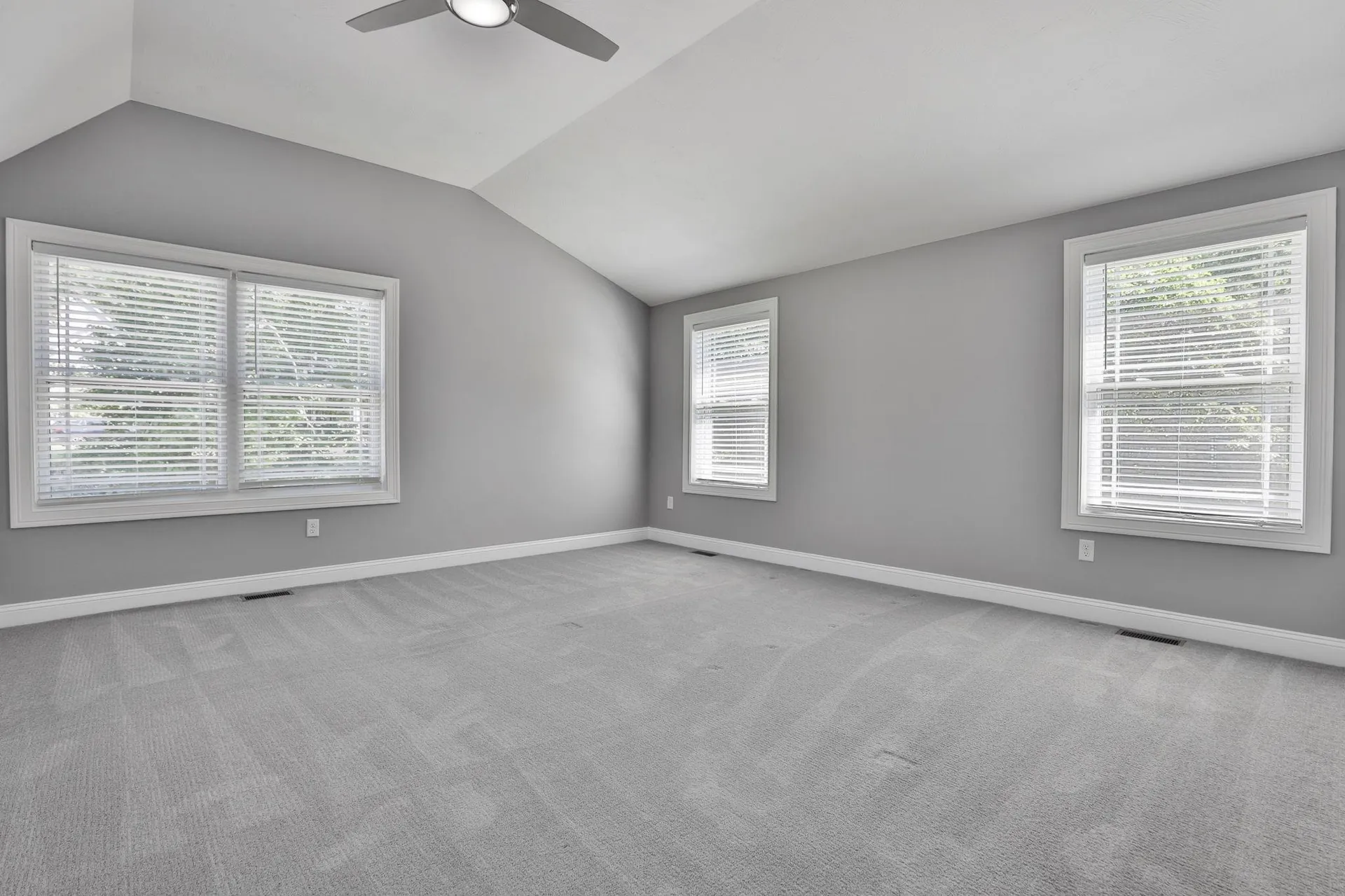 18 John King Drive Goffstown NH 03045