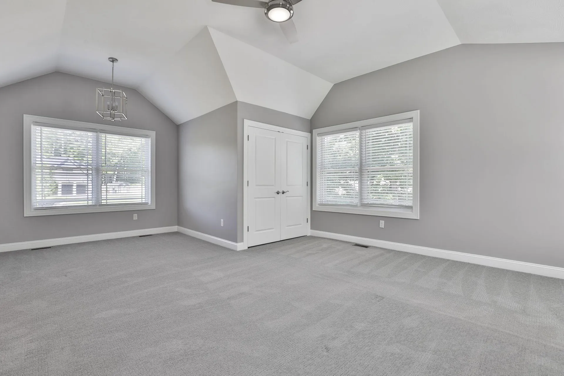 18 John King Drive Goffstown NH 03045