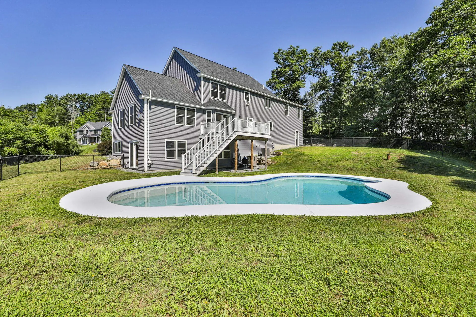 18 John King Drive Goffstown NH 03045