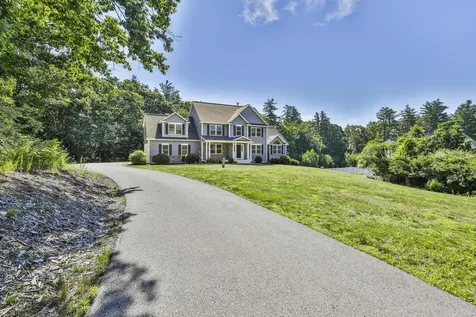 18 John King Drive Goffstown NH 03045